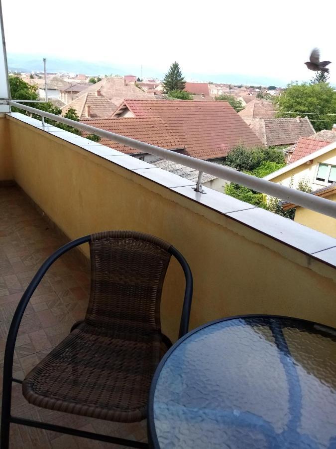 Hmm Apartament Sibiu Esterno foto