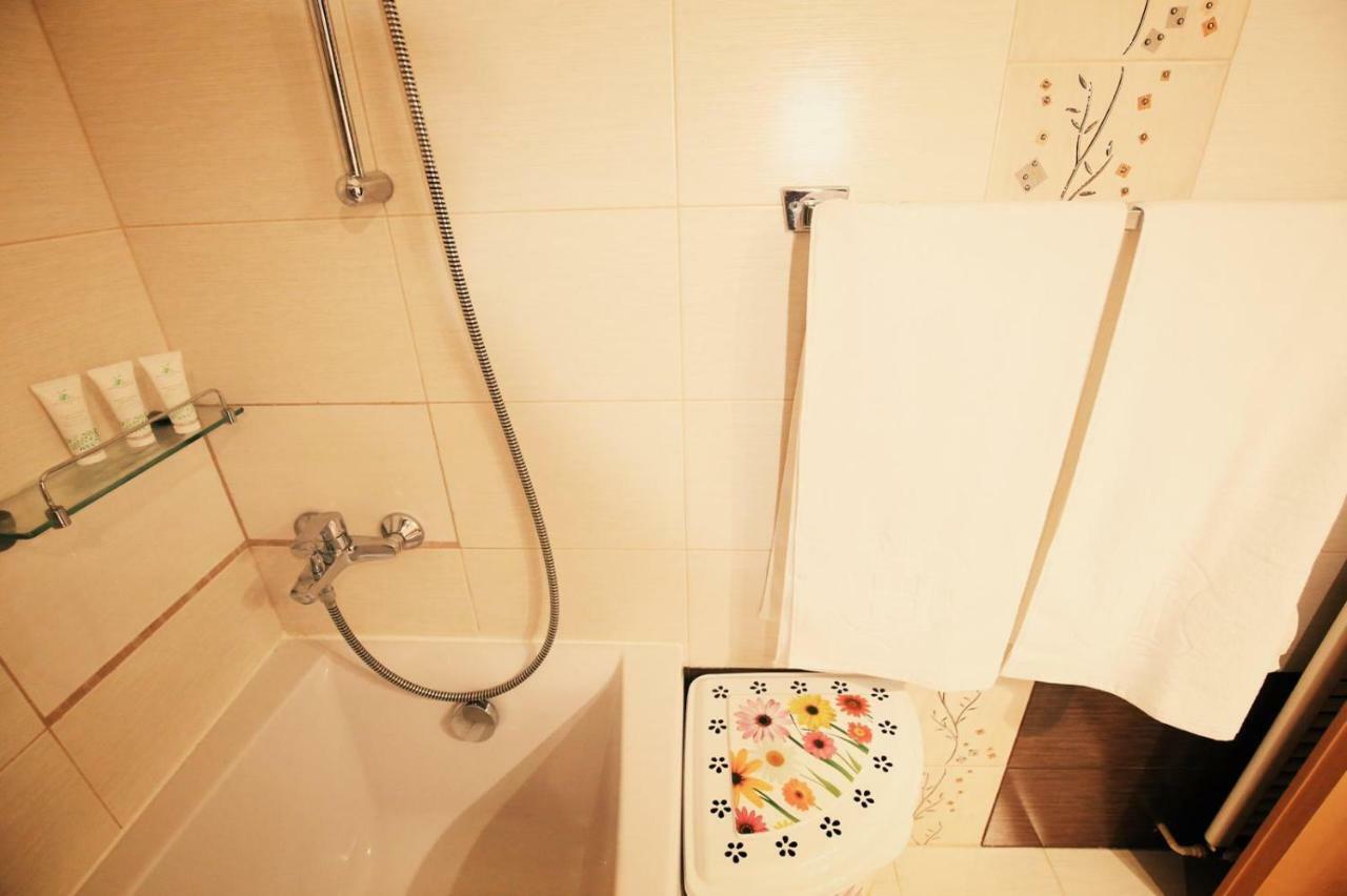 Hmm Apartament Sibiu Esterno foto