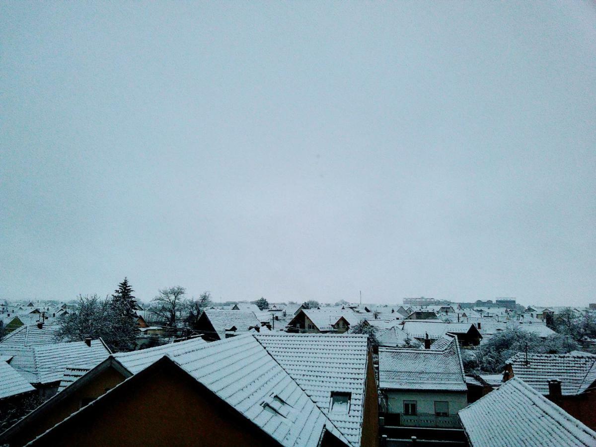 Hmm Apartament Sibiu Esterno foto